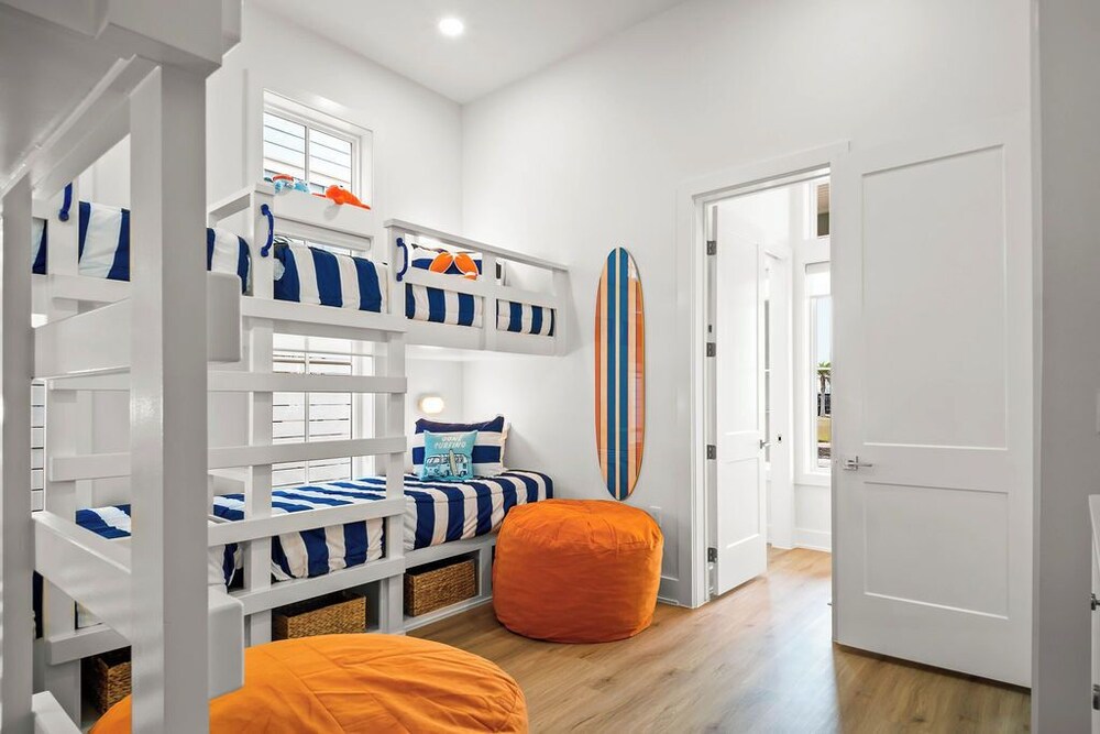 Pelican Place 108 RET