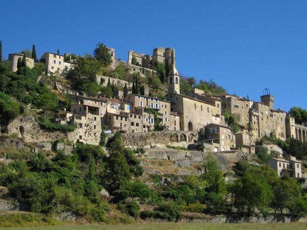 Apartment in Montbrun-les-bains Near Forest