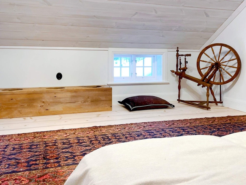 Photo 7