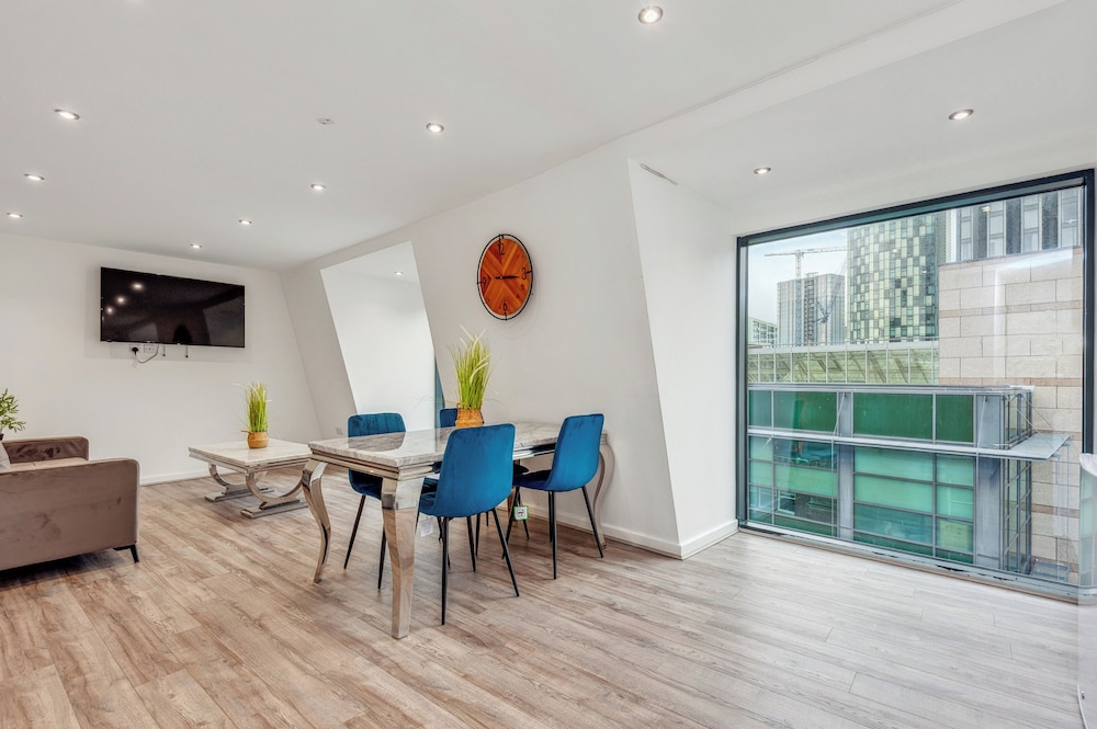 Central Liverpool Retreat