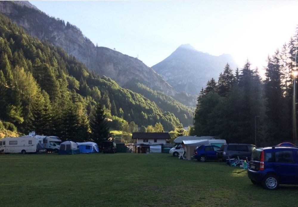 Camping Hotel La Pineta
