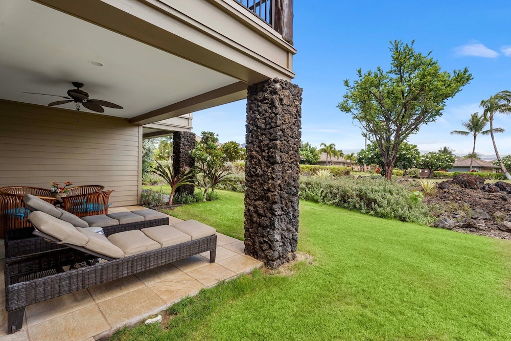 Private Beach Access Includes Concierge Outdoor Spacious Lanai!
