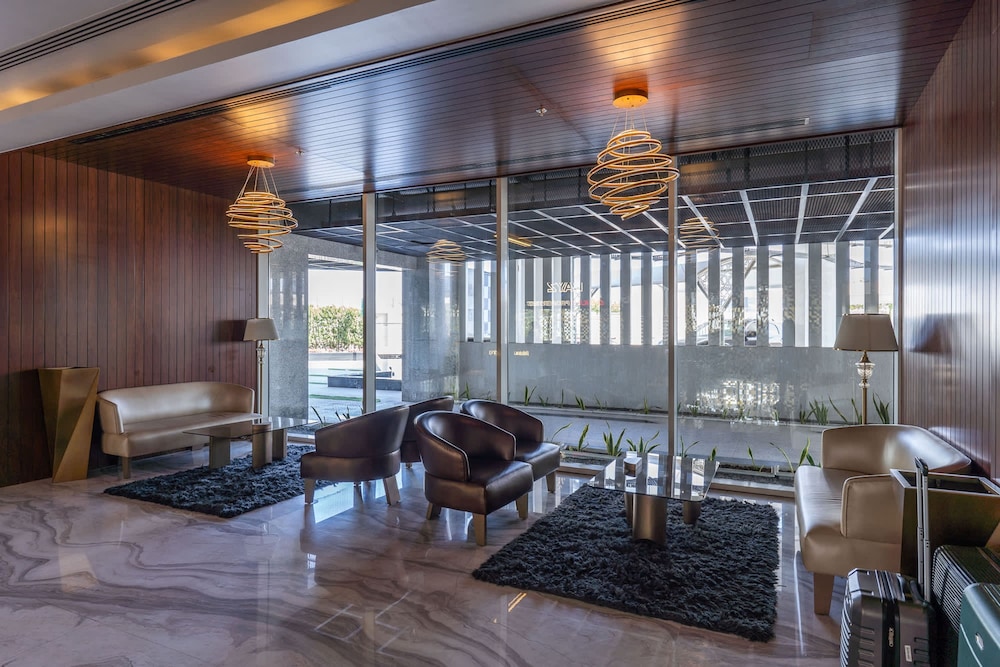 Dazzling 1 Bedroom in Golf Vita With Stunning View