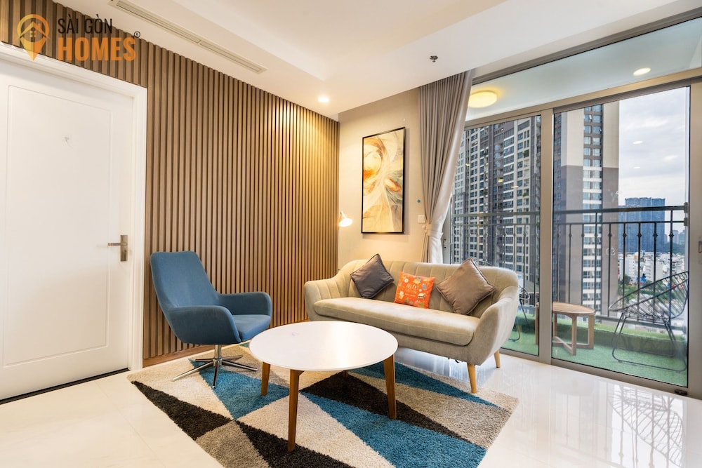 Landmark Apartment in Vinhomes Central Park