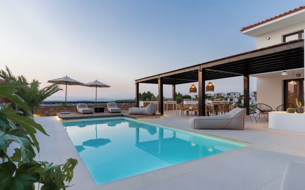 Desert Sand Villa