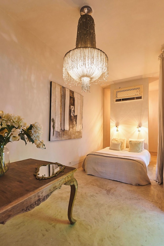 RIAD YLHA