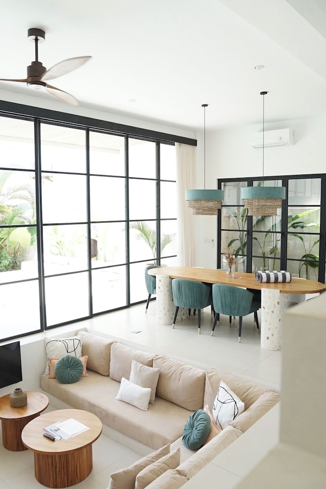 Arrova Bali by Blacksand