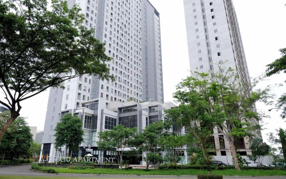 Brown Accent 1Br At Tamansari Prospero Sidoarjo Apartment