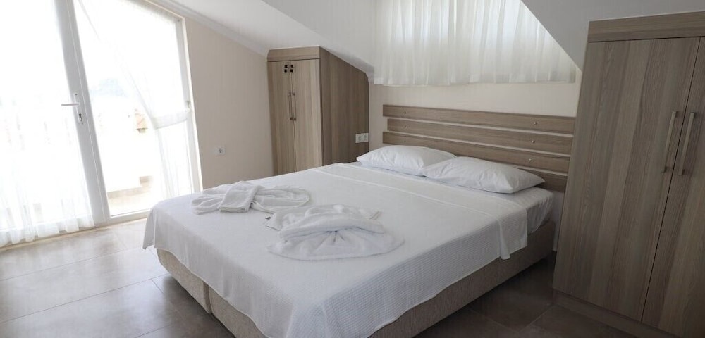 Villa BEY2 by JoyLettings view 5
