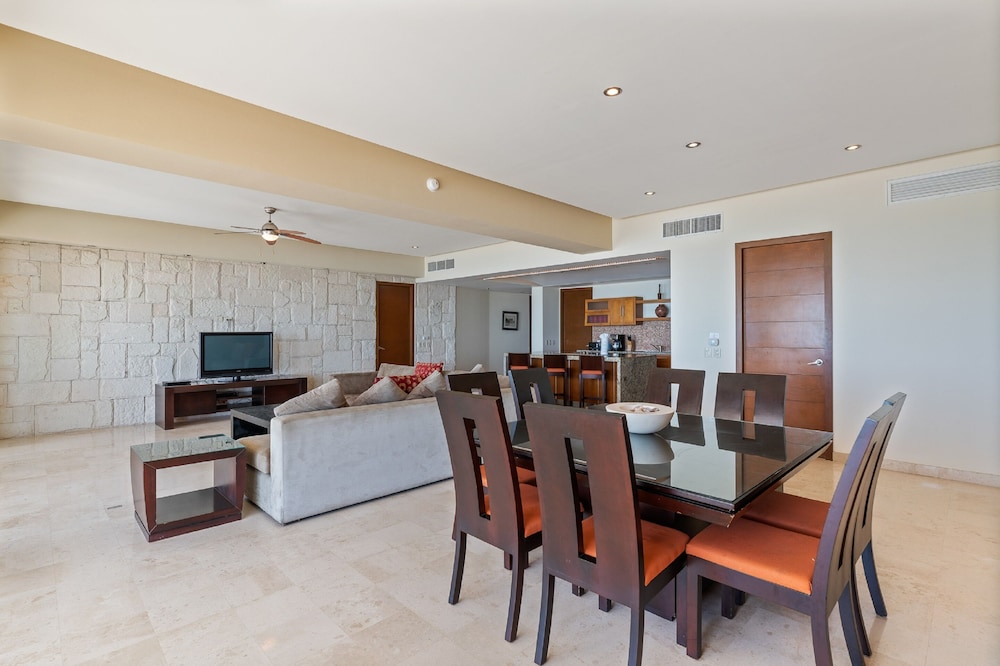 Encanto Living 0603 -3BR by Kivoya