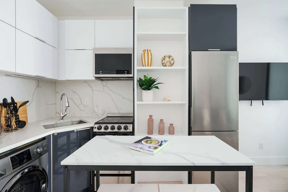 317 UES Apartments