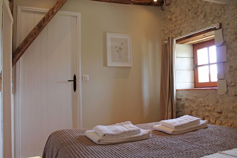 Manoir de Longeveau view 2