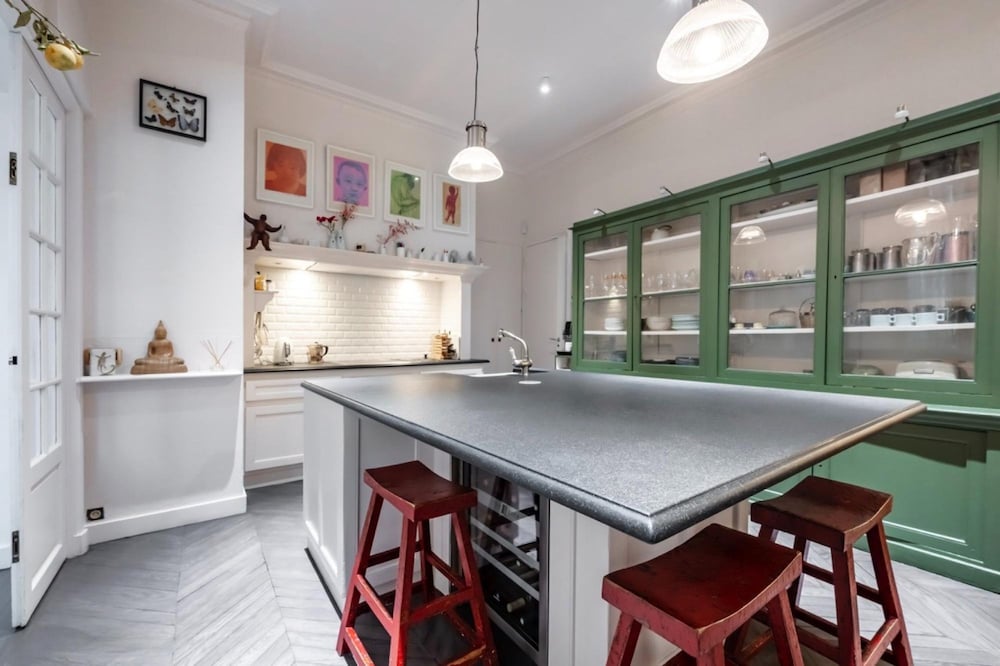 Luxury 5BR House Close to the Arc de Triomphe