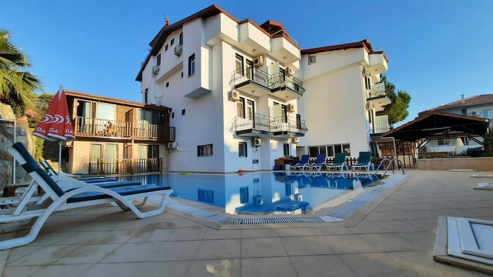 Mut Hotel