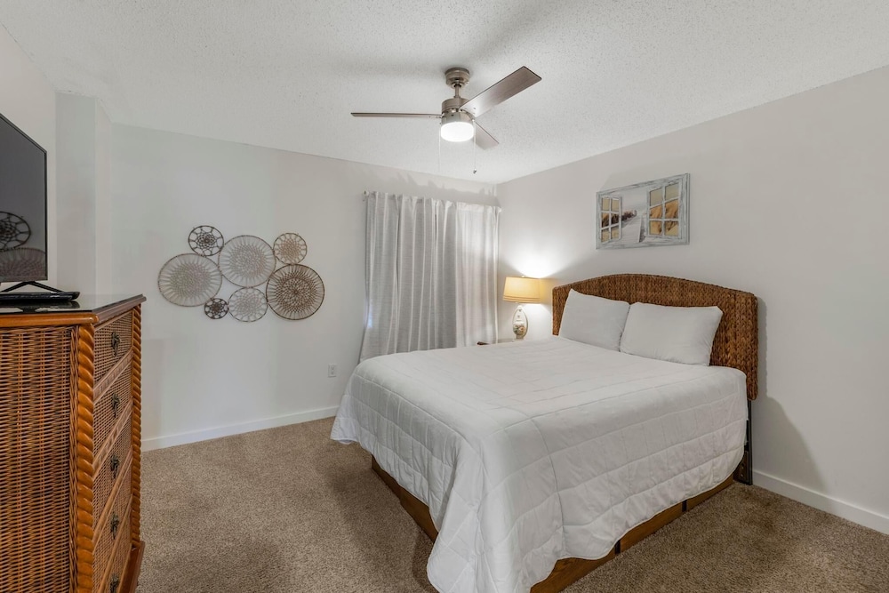Edgewater West 65