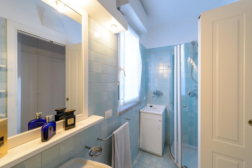 Sana Luxury Apartment in Stresa With Lake View view 2