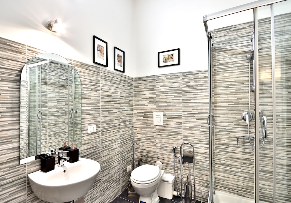 Romantica Rooms