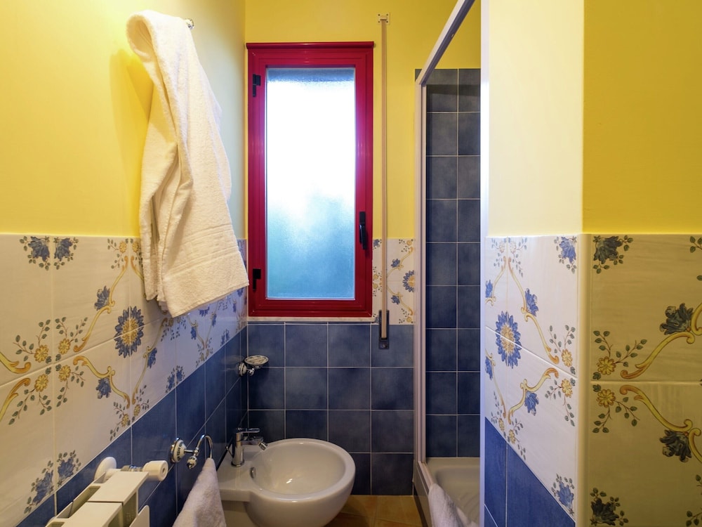 Sun-drenched Estate Close to Sciacca Near the Beach photo 4