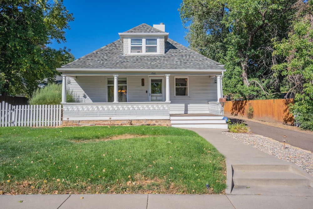 4BD Luxuryclose to Downtown3ba & Pet-friendly!! view 4