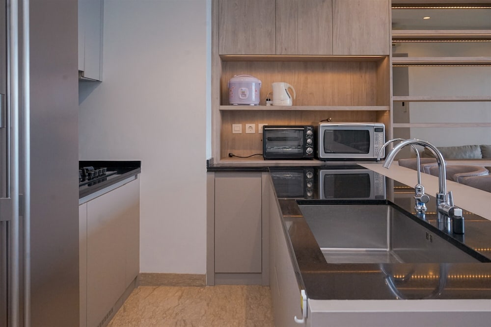 Spacious And Elegant 3Br At Branz Bsd City Apartment