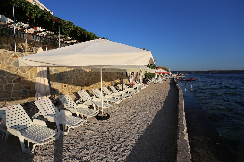 Pension Augustino