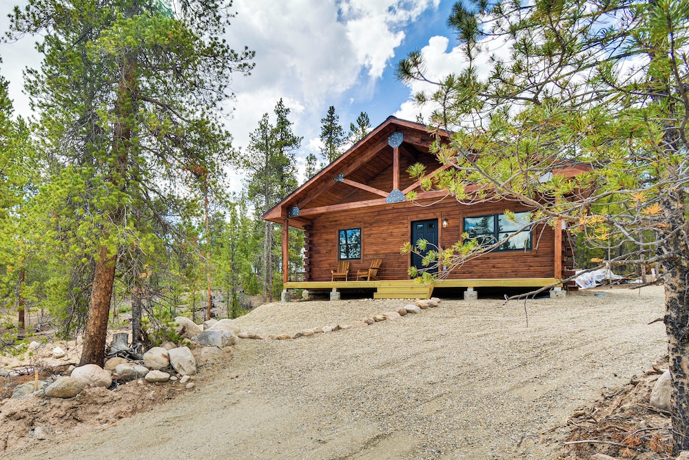 Colorado Mountain Cabin Near 14ers + Peak Views