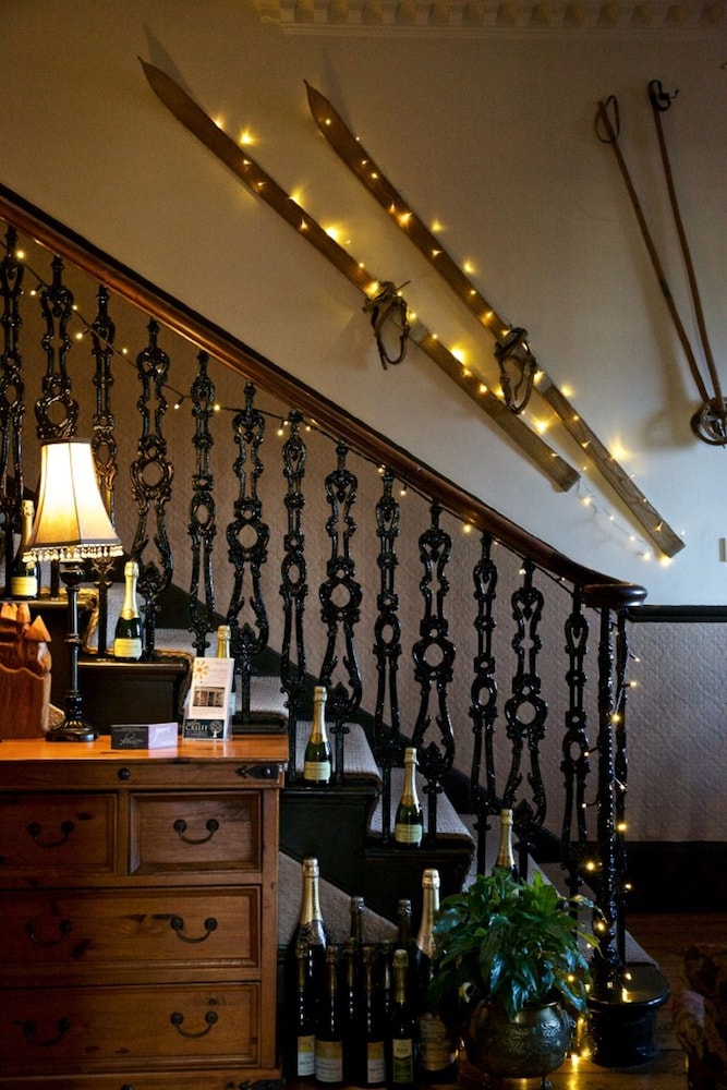Yann's at Glenearn House