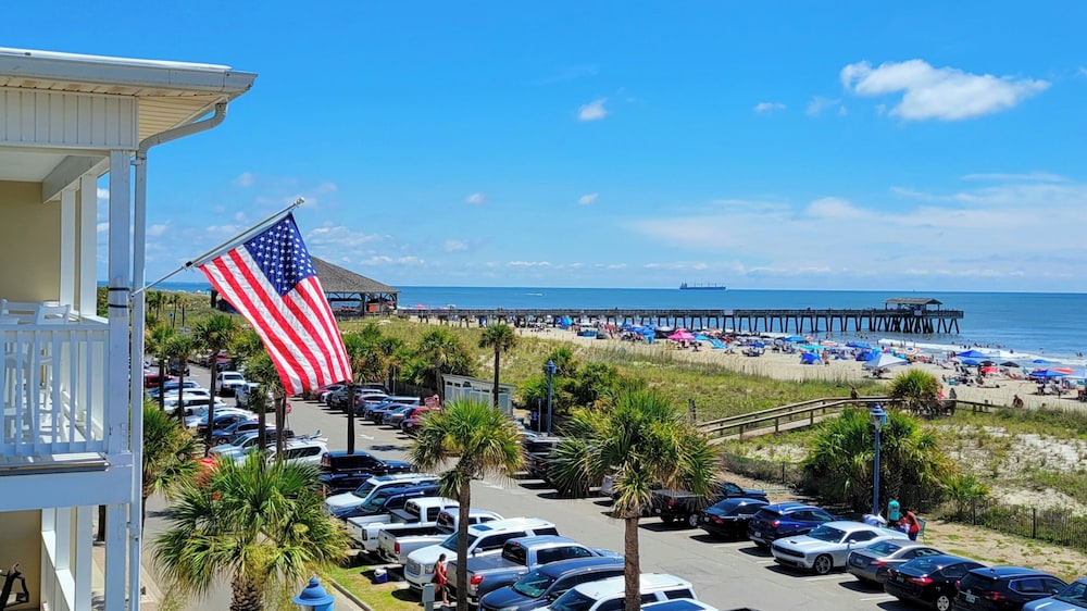 Pelican Point by Tybee Vacation Rentals
