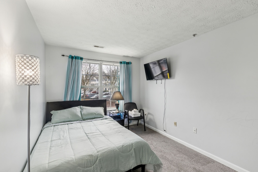 Cozy Coastal Retreat In The Heart Of Annapolis 3 Bedroom Townhouse
