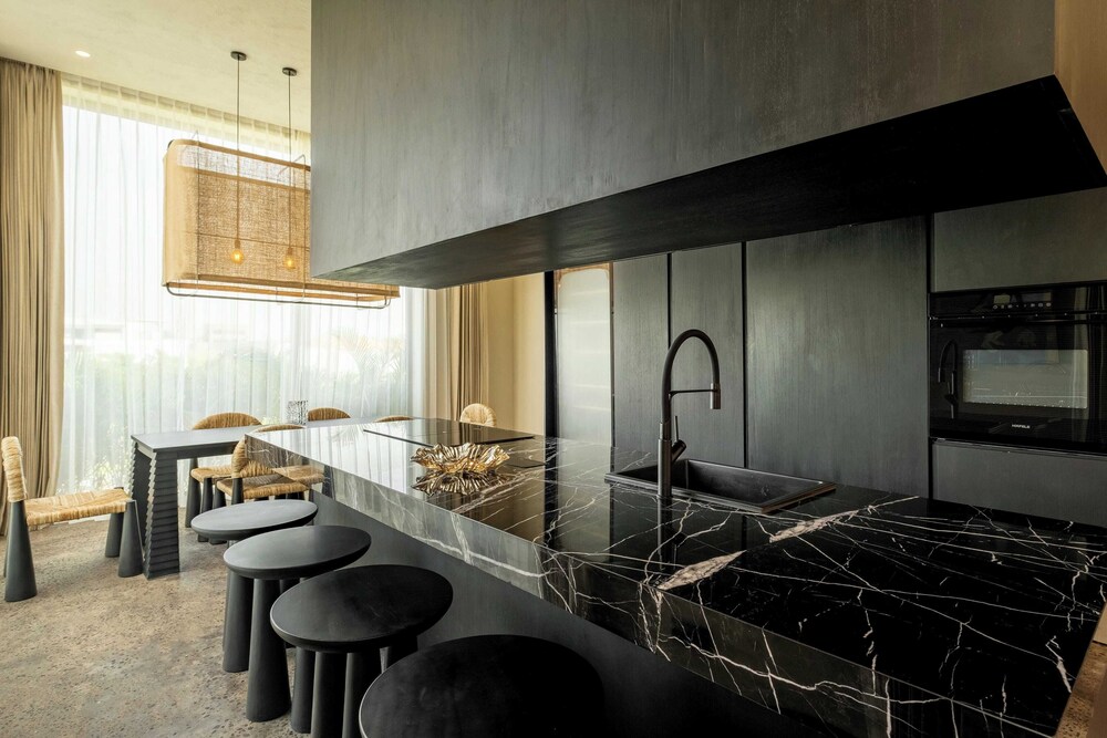 Five Stories - Luxury Villa Retreat