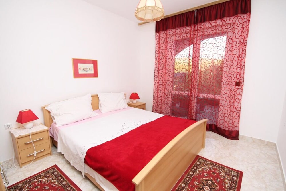 Zlata - Only 50 m From Beach - A1 view 2