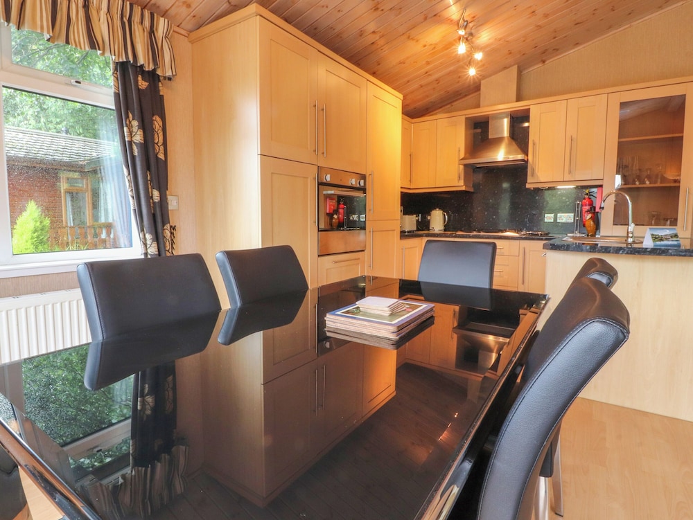 Borwick Heights 6