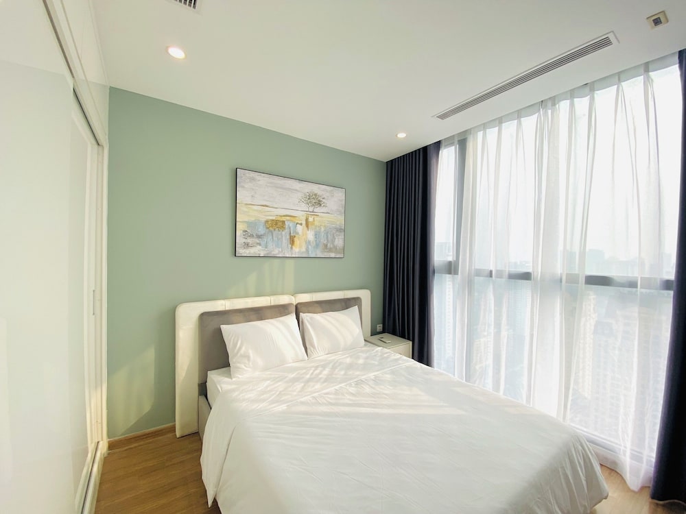 Vinhome SkyLake - Service Apartment