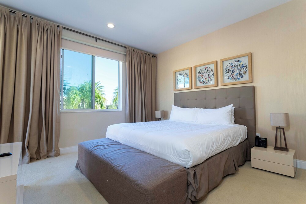 Gorgeous 4 Bd Close to Disney @ Magic Village 3114 view 4