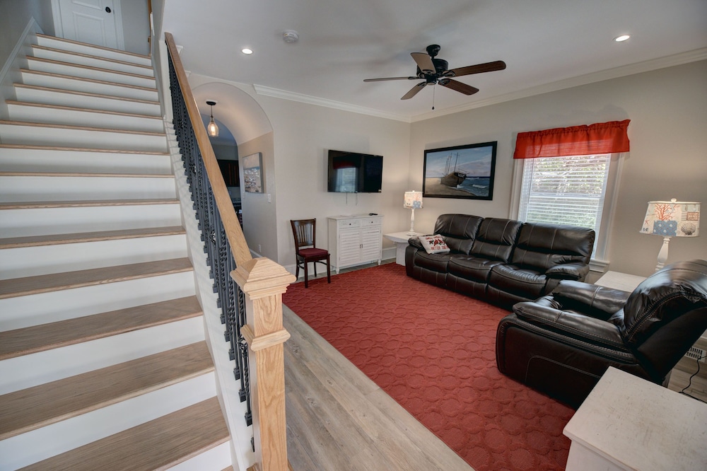 Outer Banks Motel - Village Accommodations