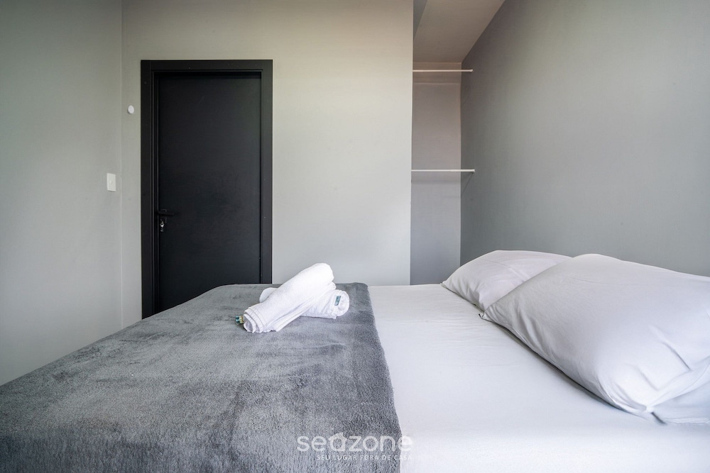 Fully Furnished Apartments 650m From Coqueiros Park - DAC