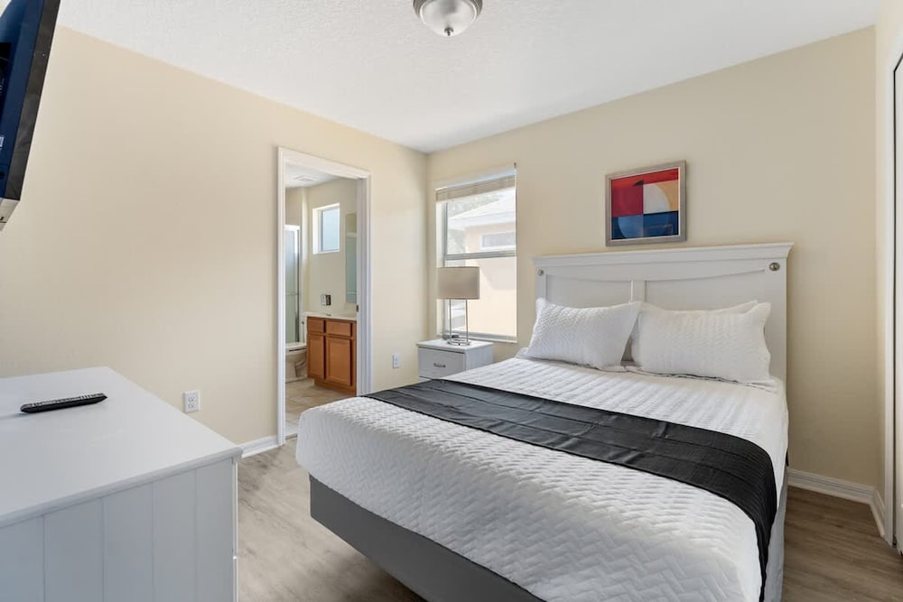 Themed Bedrooms and Large Pool