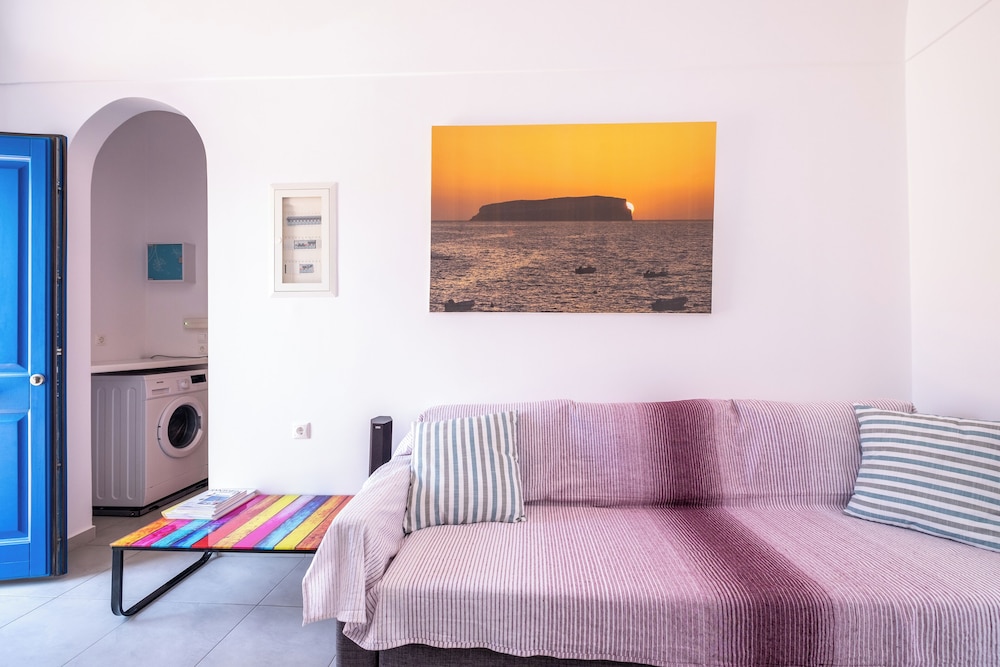 ADELPHI APARTMENTS