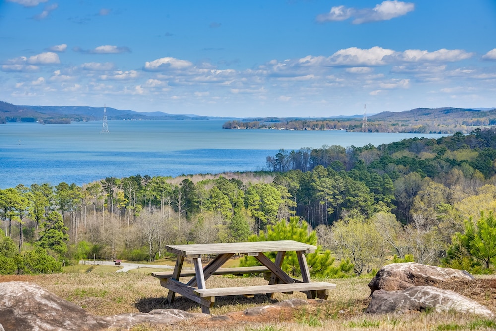 Peaceful Guntersville Cabin: Fire Pit, Near Lake! - Property Image 15