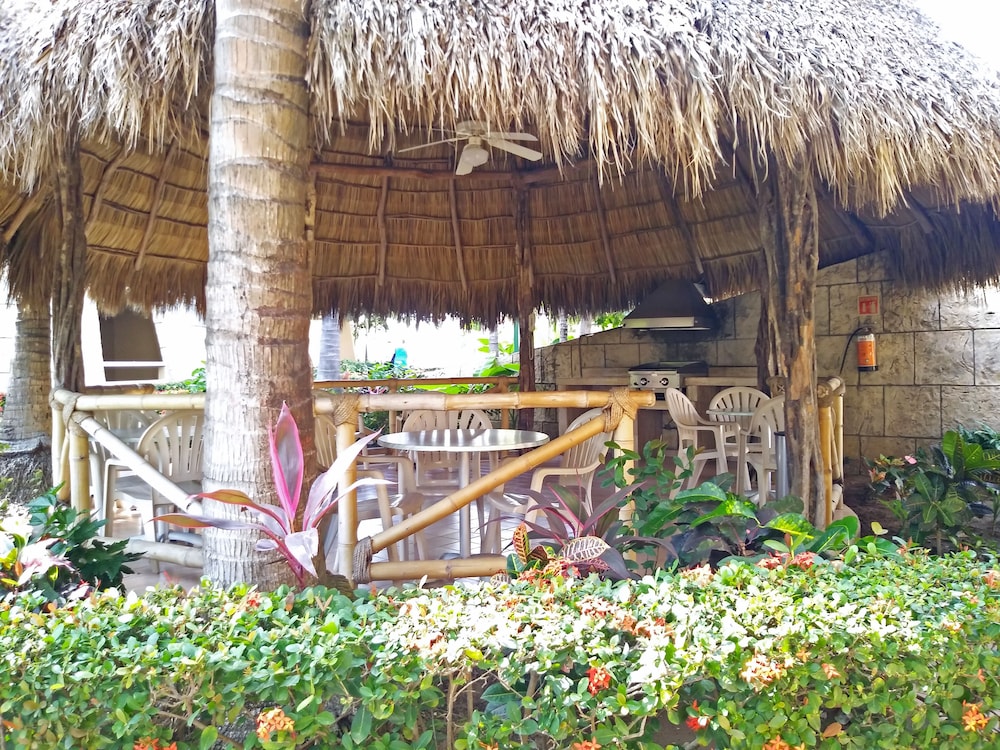 Puerto Vallarta Vacations - Paradise Village Beach Resort and Spa - Property Image 25