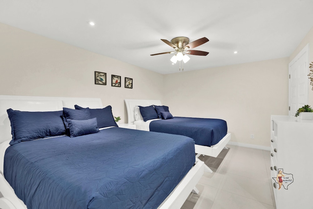 Bahia Mar Solare Resort Condos