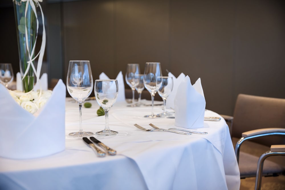 Linz Vacations - Hotel Schillerpark Linz, a member of Radisson Individuals - Property Image 8