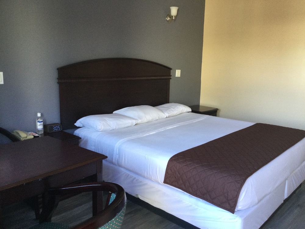Carlton Motor lodge