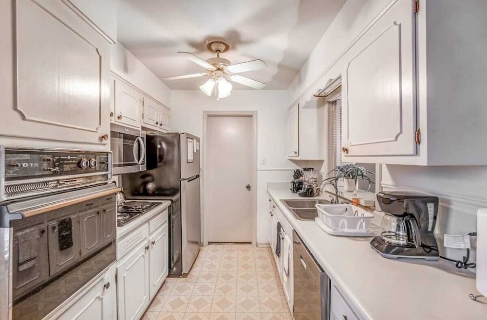 Pinecrest Cottage