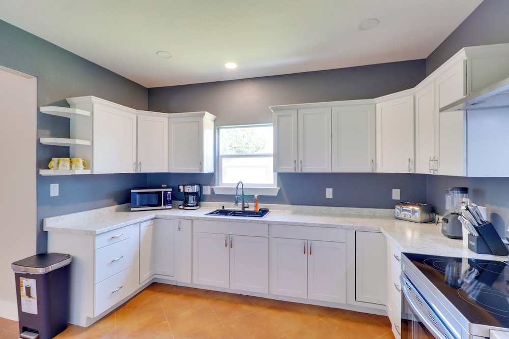 Quiet Hill Country Home: 1 Mi to Lake LBJ Access!