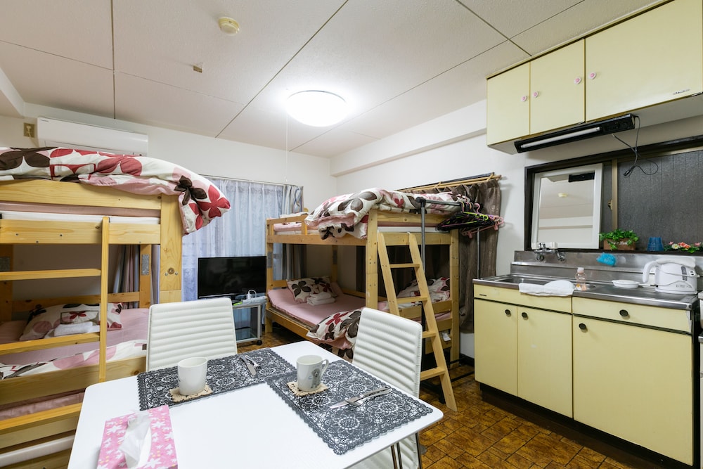 Otsuka Station Apartment Hotel