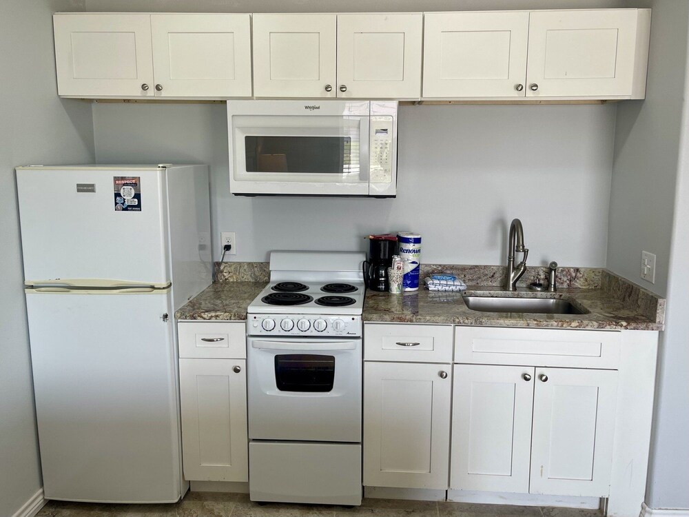 Beachgate Condo Suites And Hotel 224+226 2 Bedroom Condo