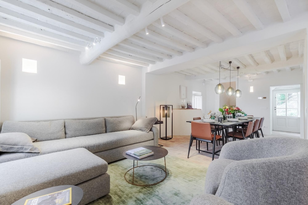 Tramonto Farmhouse Contemporary Tradition view 5