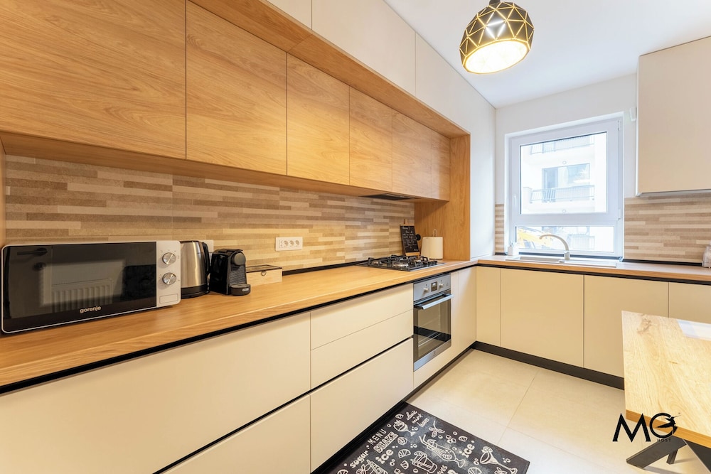 MoHost Sabina - Luxury with Balcony