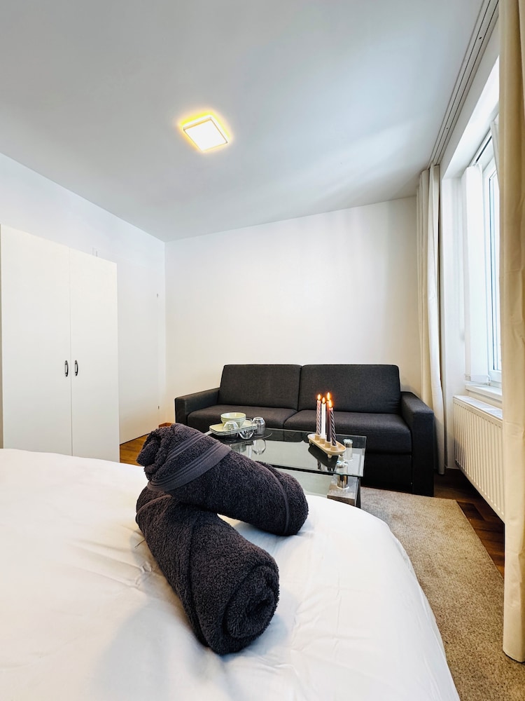 Cozy 5BR Apartment Near Kaufpark